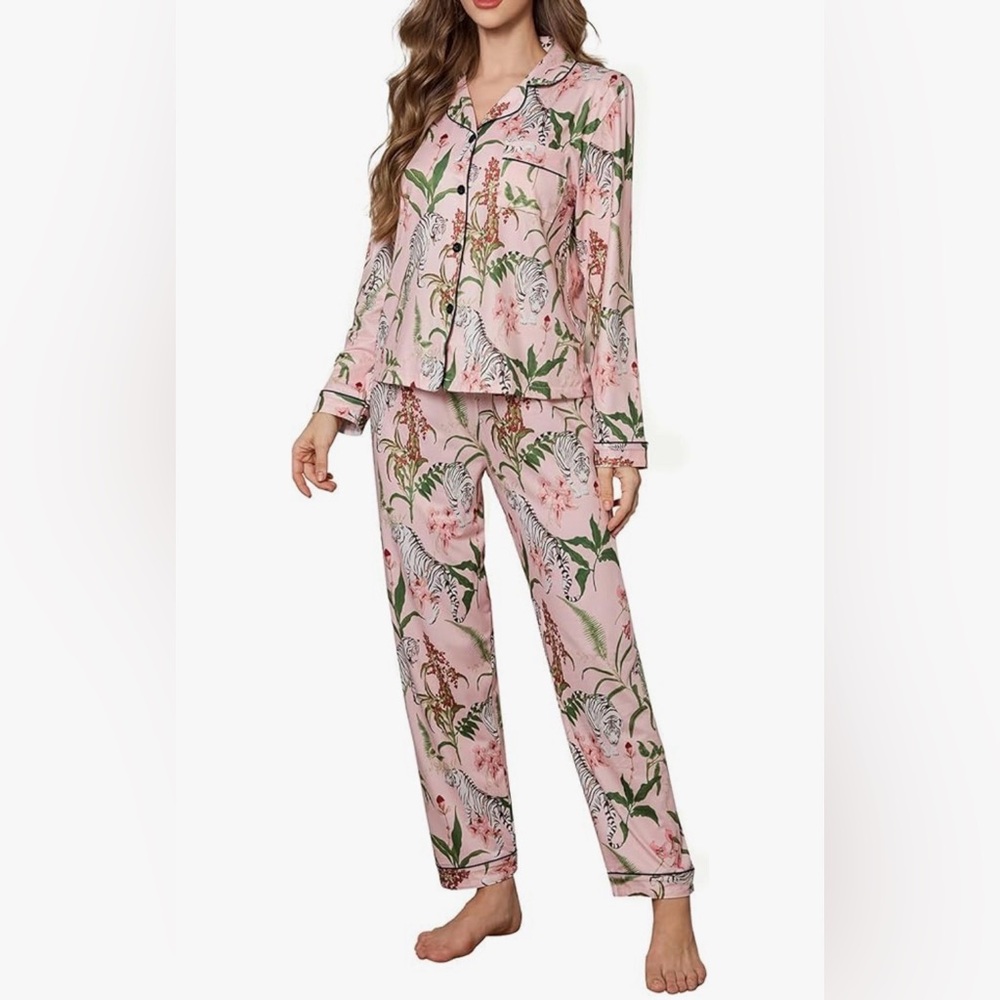 🆕 Pink Pajama Set with Zebra Print 🐾🦓💛🐅💖